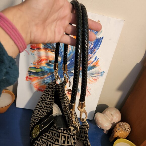 Large TOMMY HILFIGER cream|black canvas, faux leather monogram shoulder tote bag - Picture 6 of 9